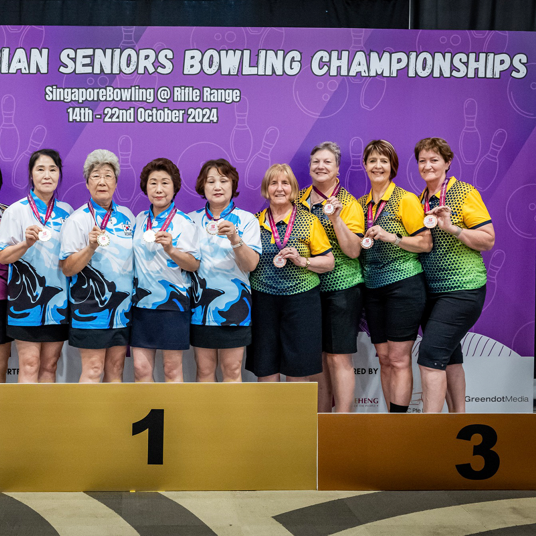 Bronze - Maxine Forrest, Heather Robertson, Robyn Flynn, and Julie Harrison - Women Grand Senior Team of Four event